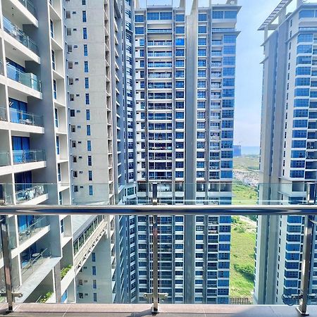 Atlantis Residences Melaka By Stayrene Екстер'єр фото